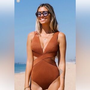 NWT Cupshe brunch metallic one piece swimsuit size large